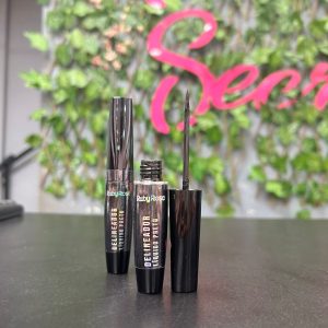 Delineador líquido preto RubyRose